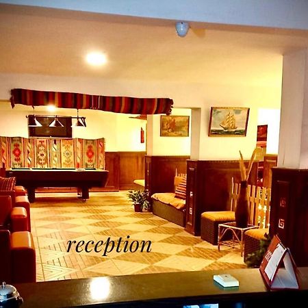 Dead Sea Lafamilia Albadwan Sweimeh Exterior foto
