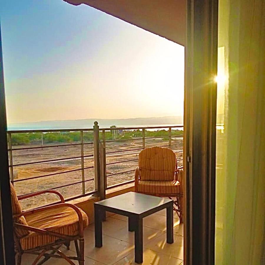 Dead Sea Lafamilia Albadwan Sweimeh Exterior foto