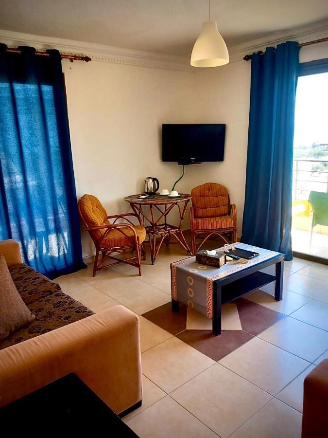 Dead Sea Lafamilia Albadwan Sweimeh Exterior foto