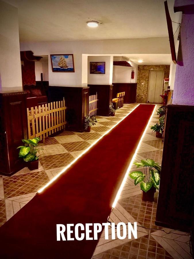 Dead Sea Lafamilia Albadwan Sweimeh Exterior foto