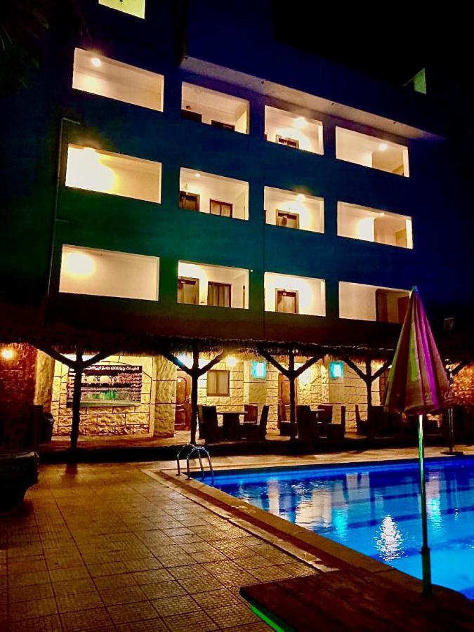 Dead Sea Lafamilia Albadwan Sweimeh Exterior foto